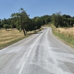 Lait de chaux sur chaussée